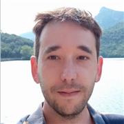 Graduado en Farmacia, imparto clases de Química y Física a alumnos de Primaria, ESO y Bachillerato.